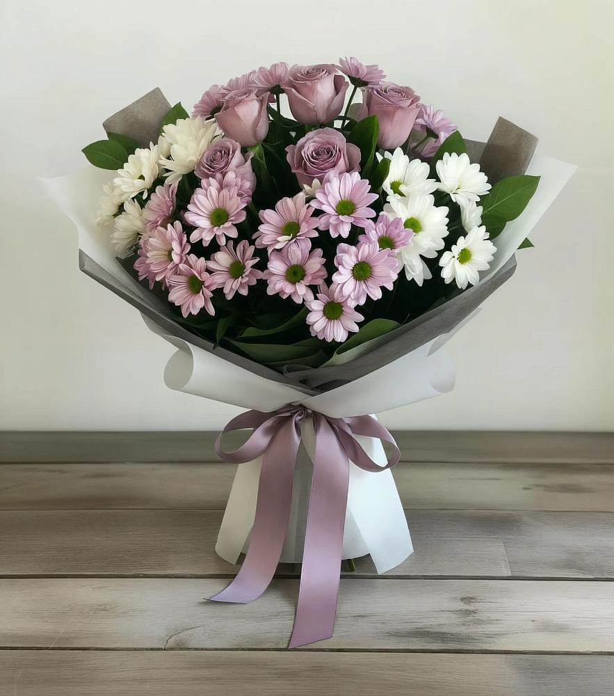 Букет цветов из: Хризантемы и Розы в Жешарте