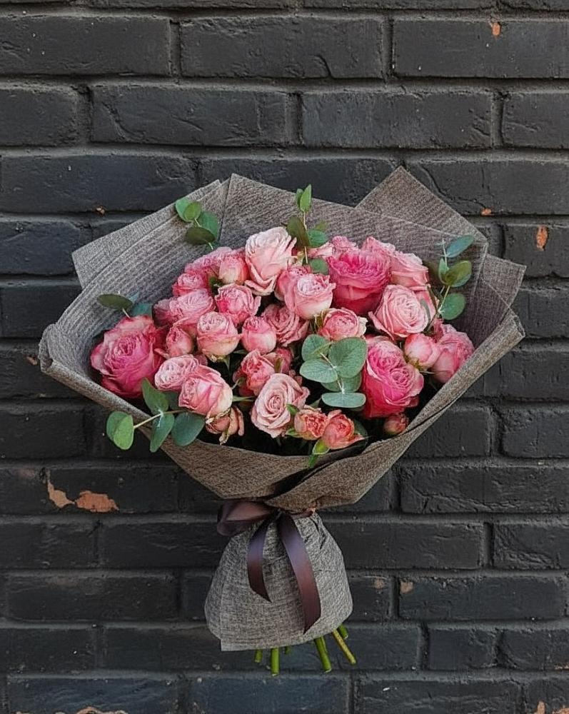 Букет цветов из: Розы в Жешарте