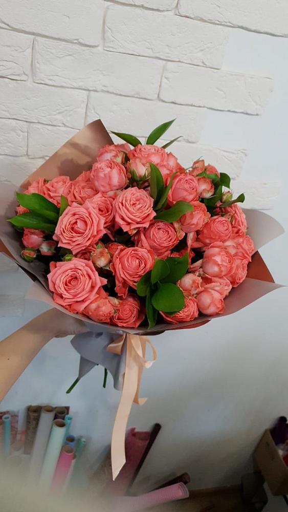 Букет цветов из: Розы в Жешарте