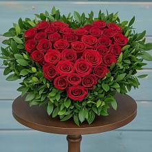 Цветочная композиция из Розы в виде сердца #REPLACE_PRED# Жешарте