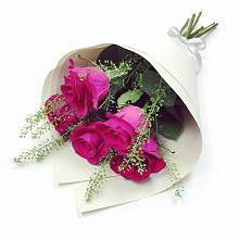 Букет цветов из:  Розы в Жешарте