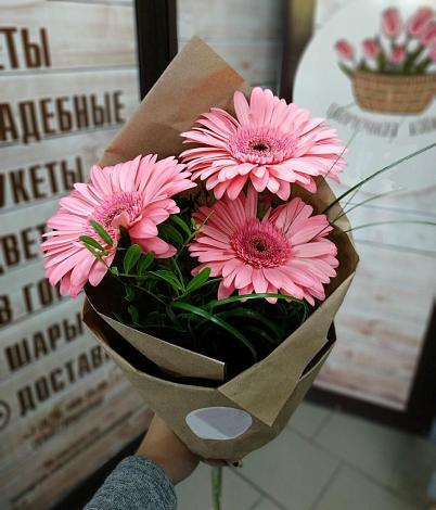 Букет цветов из: Герберы в Жешарте