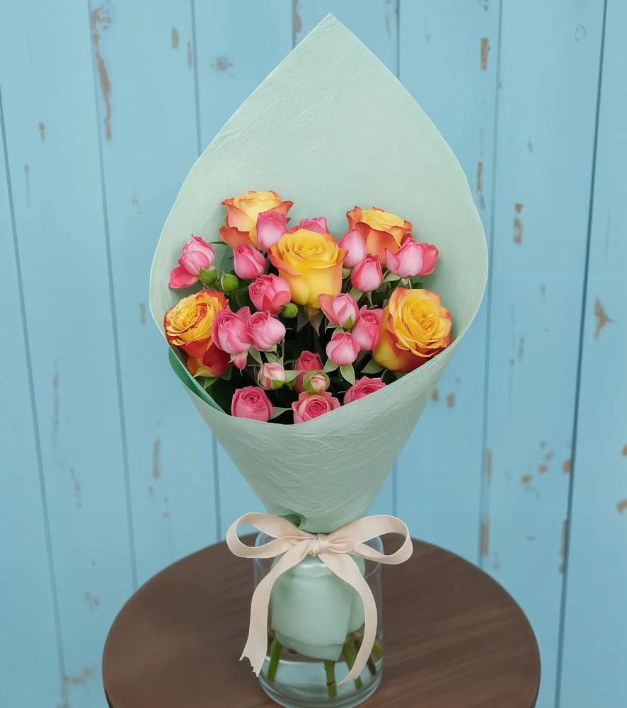 Букет цветов из: Розы в Жешарте