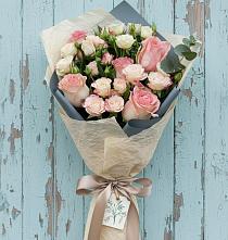 Букет цветов из:  Розы #REPLACE_PRED# Жешарте