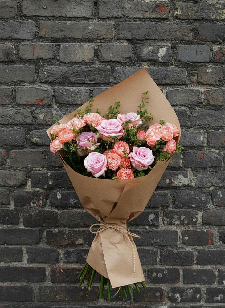 Букет цветов из: Розы в Жешарте