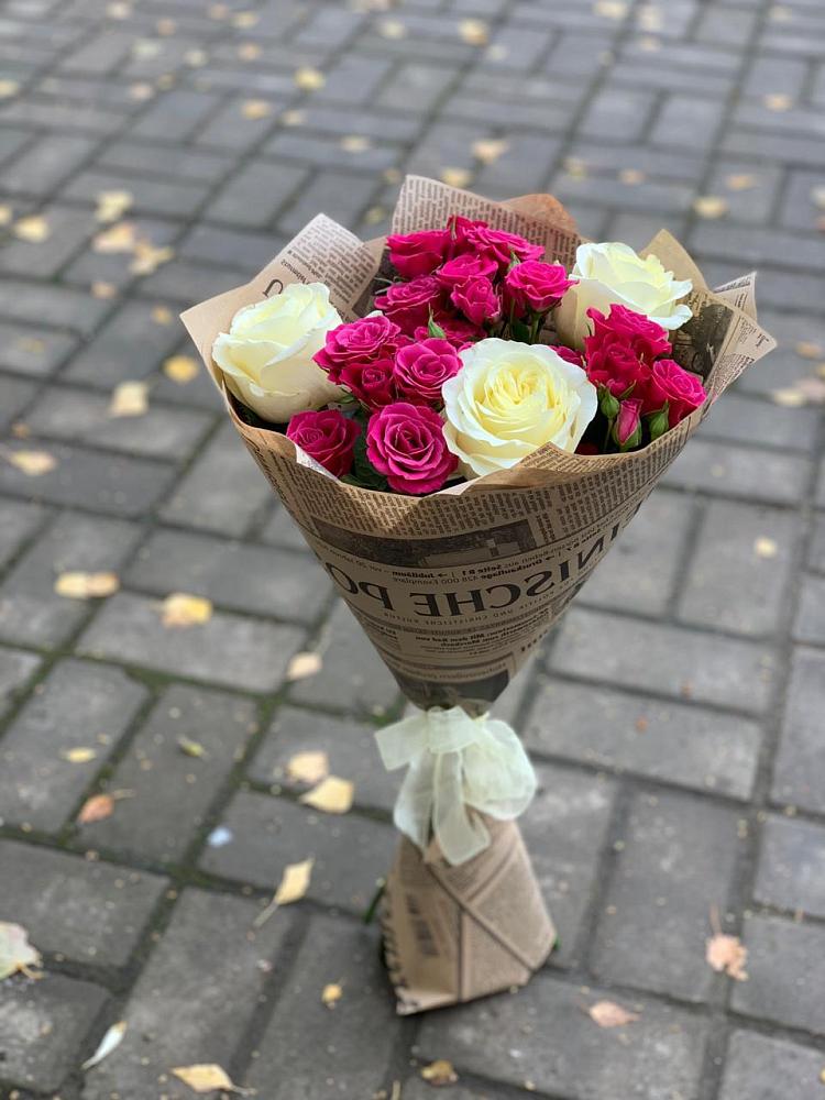 Букет цветов из: Розы в Жешарте