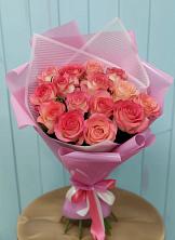 Букет 15 Розовых роз Равель в Жешарте