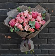 Букет цветов из:  Розы в Жешарте
